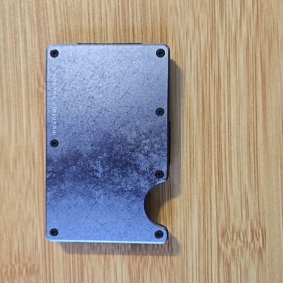 Mountain Voyage Slim Minimalist Wallet - New (Greystone) - Picture 4 of 9